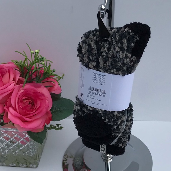 UGG Cozy Chenille Sock - Picture 2 of 6